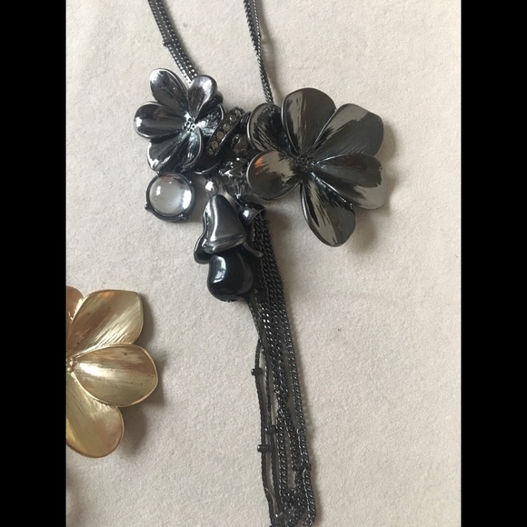 Express Necklace Bundle - Gold and Charcoal - Picture 6 of 8